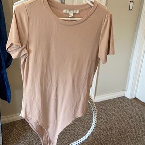 Forever 21 Tshirt body suit